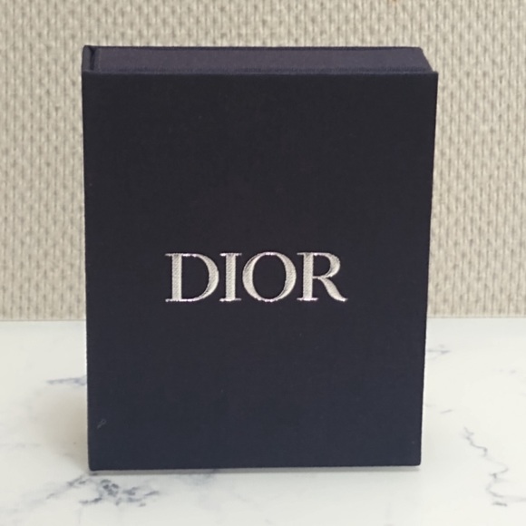 Dior lipstick set - Picture 3 of 7